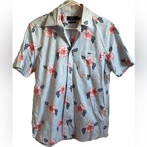 Men’s Vineyard Vines Button down T shirt